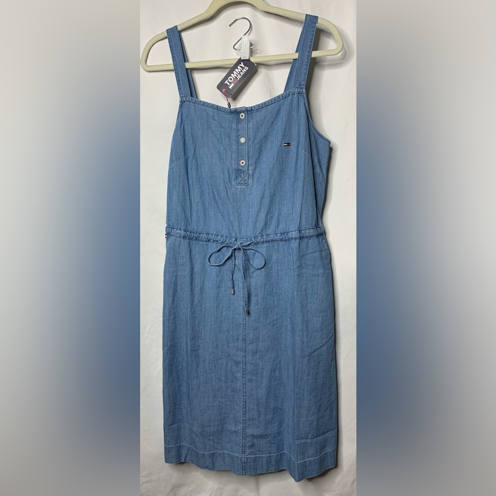 Tommy Hilfiger Chambray Blue Dress Sz medium New w Tag